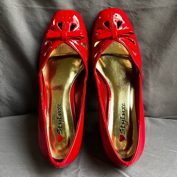 sz 6 Stylnxe / ModCloth red patent retro heels - Picture 4 of 6